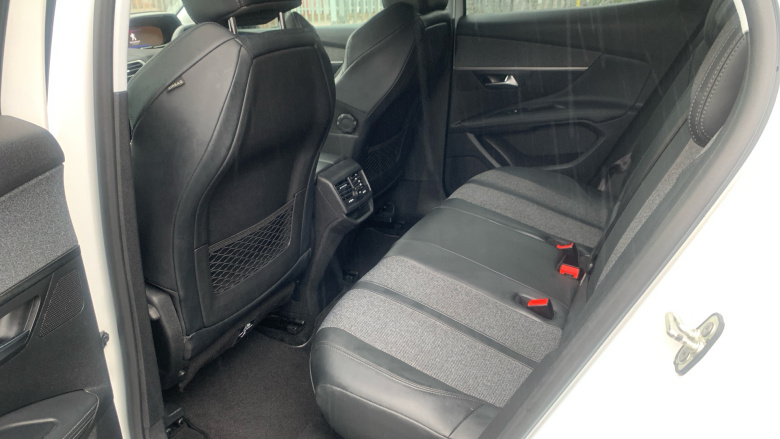 Peugeot 3008 1.5 BlueHDi Allure 5dr Diesel Estate